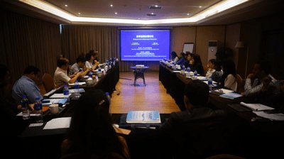 外国留竞彩app新手怎么玩观摩敦煌讲