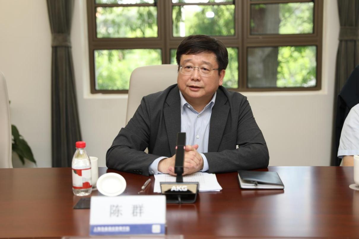 对外友好委员会主任张小松