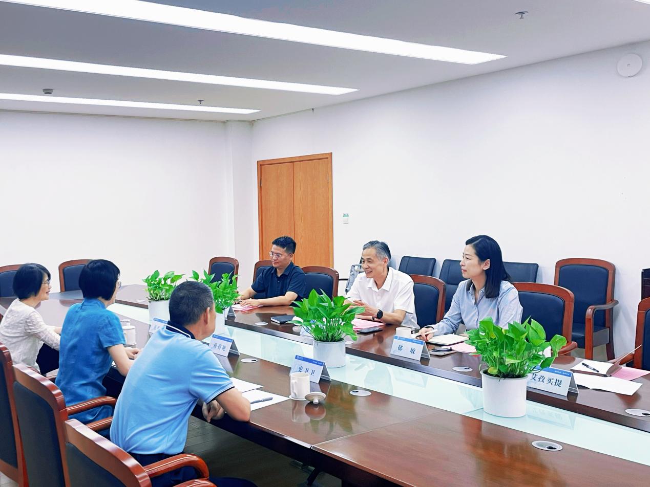 两者都保留在站内即可形成完整阅读路径